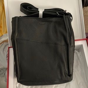 Brand new with tags Hammitt Davis Small purse